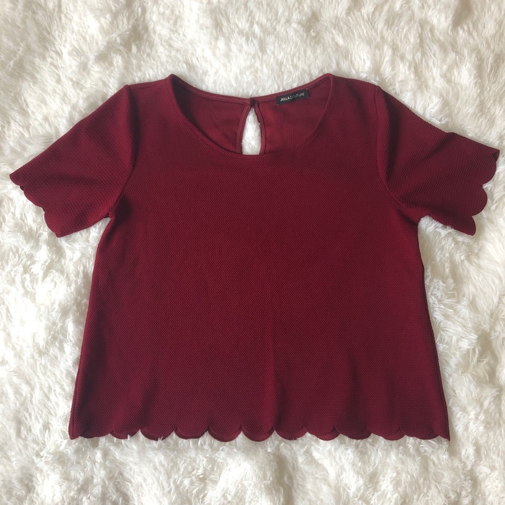 Maroon scalloped crop